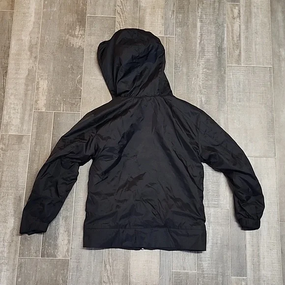 Nike brand kids jacket - Picture 8 of 8